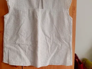 Camisa blanca manga corta bordada