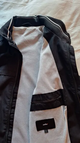 Cazadora Celio Negra Talla L