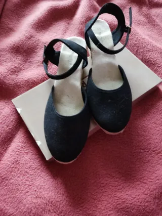 Sandalias negras cáñamo T.42