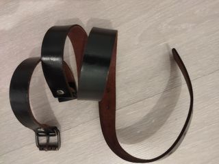 Cinturón de Piel Negro Hebilla Metálica