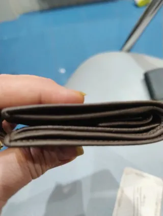 Cartera de piel hombre.