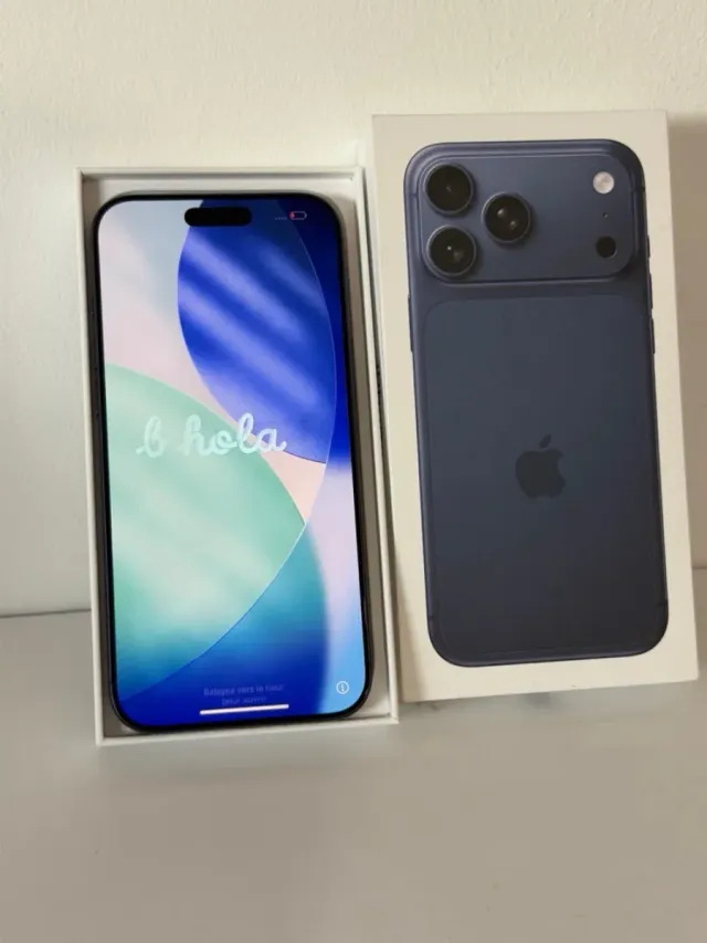 iPhone 17 Pro Max Blu Nuovo