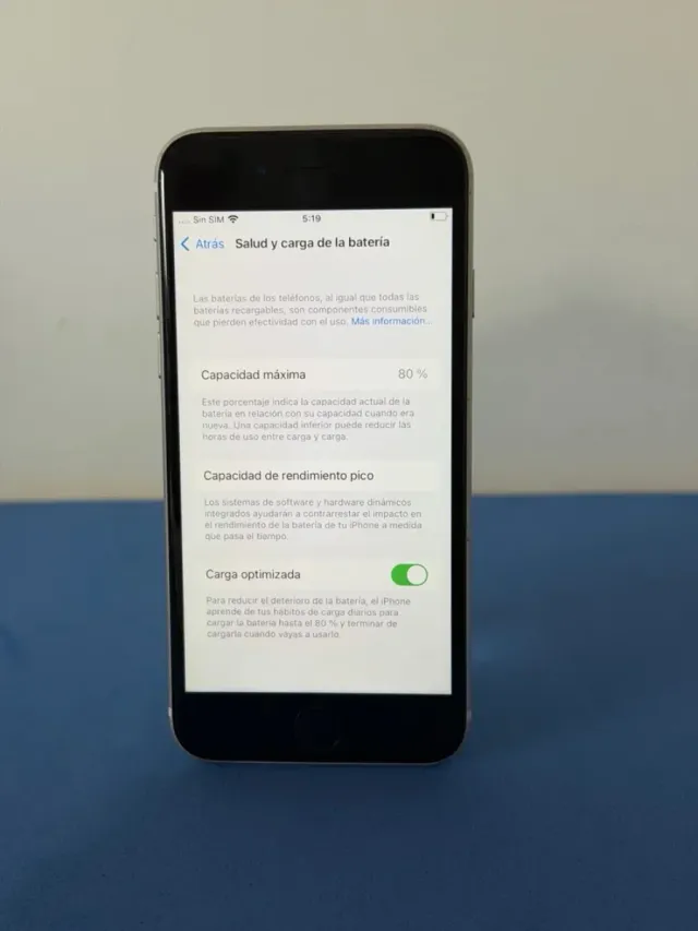 iPhone SE 64GB Argento