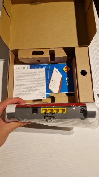 FRITZ!Box 4050 Router Wi-Fi 6