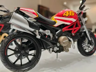 4 Moto Ducati Scala 1:12