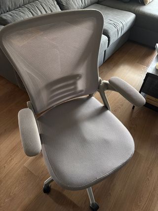 Sedia da ufficio grigia