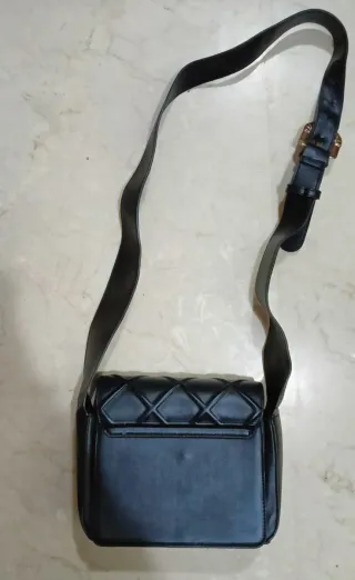 Bolso Negro Parfois Acolchado