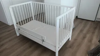 Cuna IKEA 0-4 años + Barra Protectora