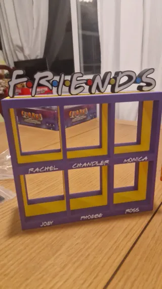 Espositore per figurine Friends di McDonald's