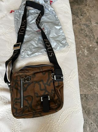 Bolso bandolera Tous marrón y negro