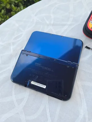 Nuovo Nintendo 3DS XL IPS + Custodia e Giochi