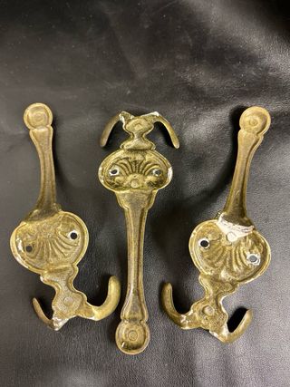 Appendiabiti da parete dorati in stile vintage