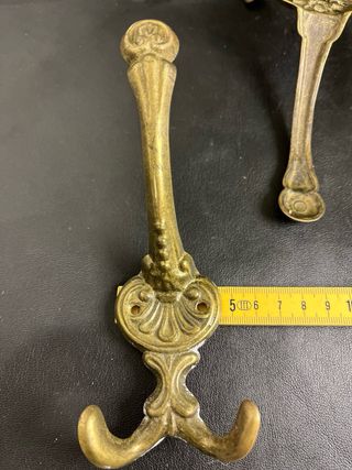 Appendiabiti da parete dorati in stile vintage