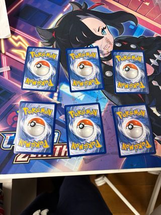 Carte Pokémon Rare V, VMAX, VSTAR