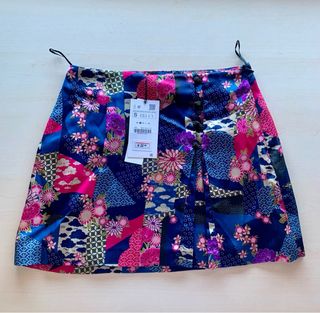 Minifalda satinada Talla S Zara nueva a estrenar