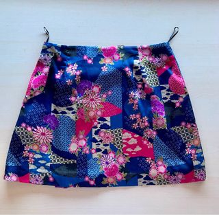 Minifalda satinada Talla S Zara nueva a estrenar