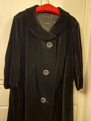 Abrigo Terciopelo Negro