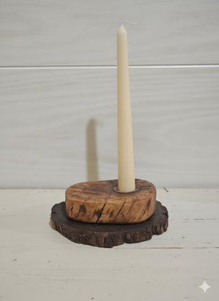 Portacandela artigianale in legno