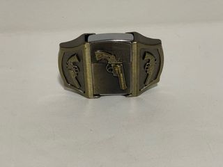 Fibbia cintura con accendino pistole