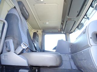 Scania P 400-CAMIONES GANCHO+GRUA