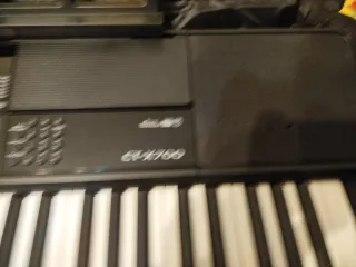 Teclado Casio CT-X700