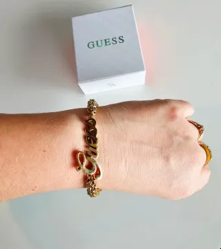 Pulsera Guess Dorada