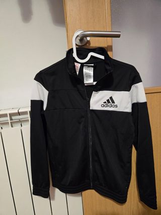 Chaqueta Adidas Negra y Blanca