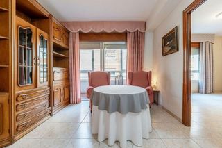 Piso en venta en Pajaritos - Plaza de Toros en Granada