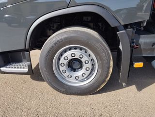 Volvo FH 500-CAMIONES PORTAMAQUINARIAS