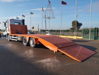 Mercedes ACTROS 25 45-CAMIONES PORTAMAQUINARIAS