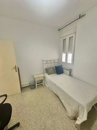 Piso en alquiler en Camino de Ronda - Rosaleda en Granada