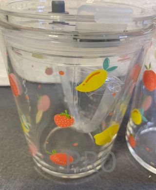 Set di 2 Bicchieri per Bambini Relaxdays, Design Frutta, Acqua con Manico, Coperchio e Cannuccia, 400 ml, Trasparente, 80% Vetro Plastico 10% Silicone N