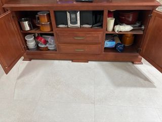 Mueble Comedor Madera. Se regala sofá