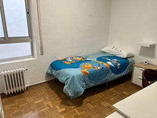 Piso en alquiler en Delicias en Valladolid