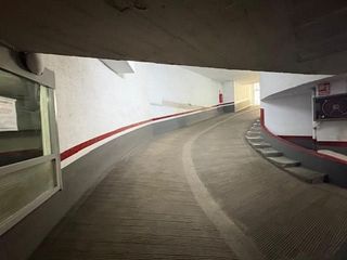 Garaje en venta en Centre en Sabadell