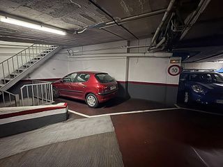 Garaje en venta en Centre en Sabadell