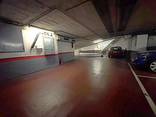 Garaje en venta en Centre en Sabadell