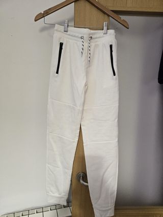 Pantalón chándal blanco con cremalleras