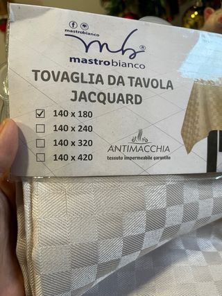 Tovaglia Jacquard Antimacchia 140x180 per 6 posti