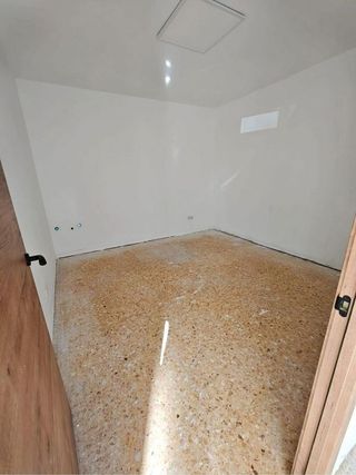 Local comercial en alquiler en Zona Concordia en Burjassot