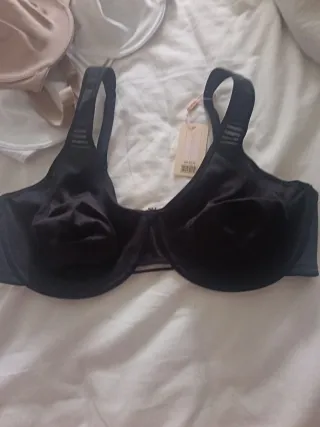 Sujetador beige negro y blanco todas tallas