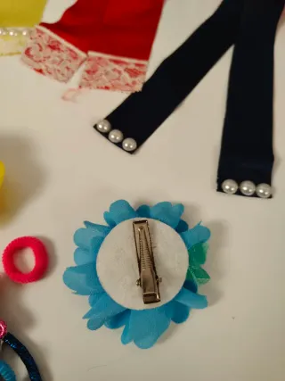 Set di Accessori per Bambina: Nastri, Elastici, Forcine