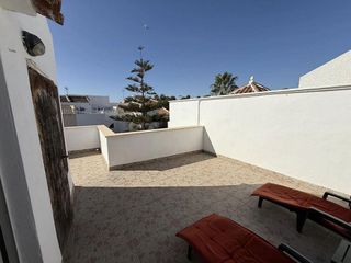 Casa adosada en venta en Nueva Torrevieja - Aguas Nuevas en Torrevieja