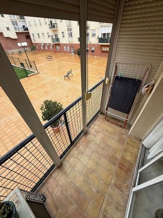 Piso en venta en Colores - Entreparques en Sevilla