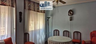 Piso en venta en Linares