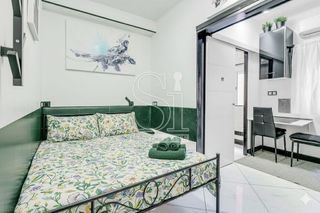 Piso en venta en El Turó de la Peira en Barcelona