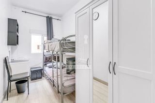 Piso en venta en El Turó de la Peira en Barcelona