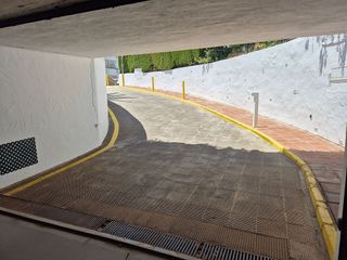Garaje en venta en Nueva Andalucía centro en Marbella