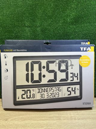 Orologio da Parete Digitale TFA Dostmann