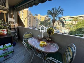 Piso en venta en Campoamor en Alicante
